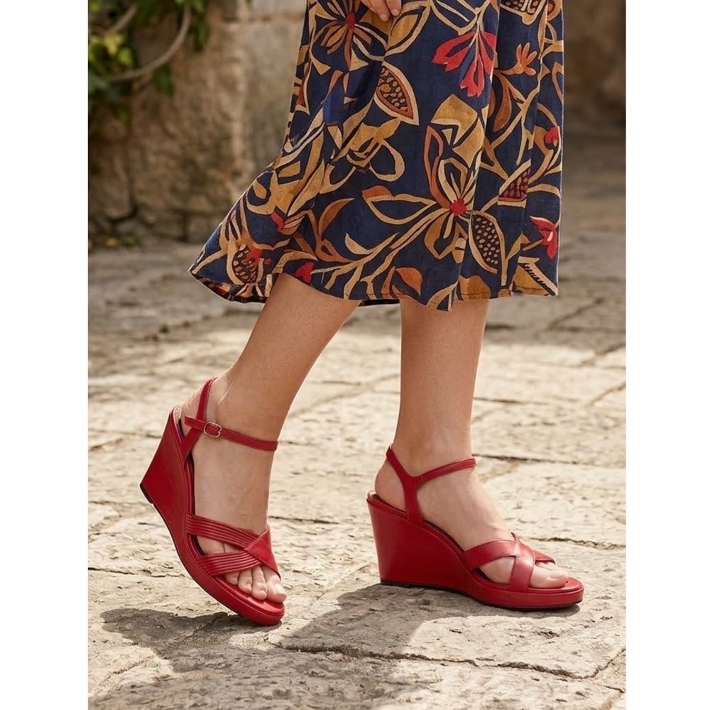 Etienne Aigner Felicity Red‎ Leather Strappy Ankle Strap Wedge Heels Size 9.5